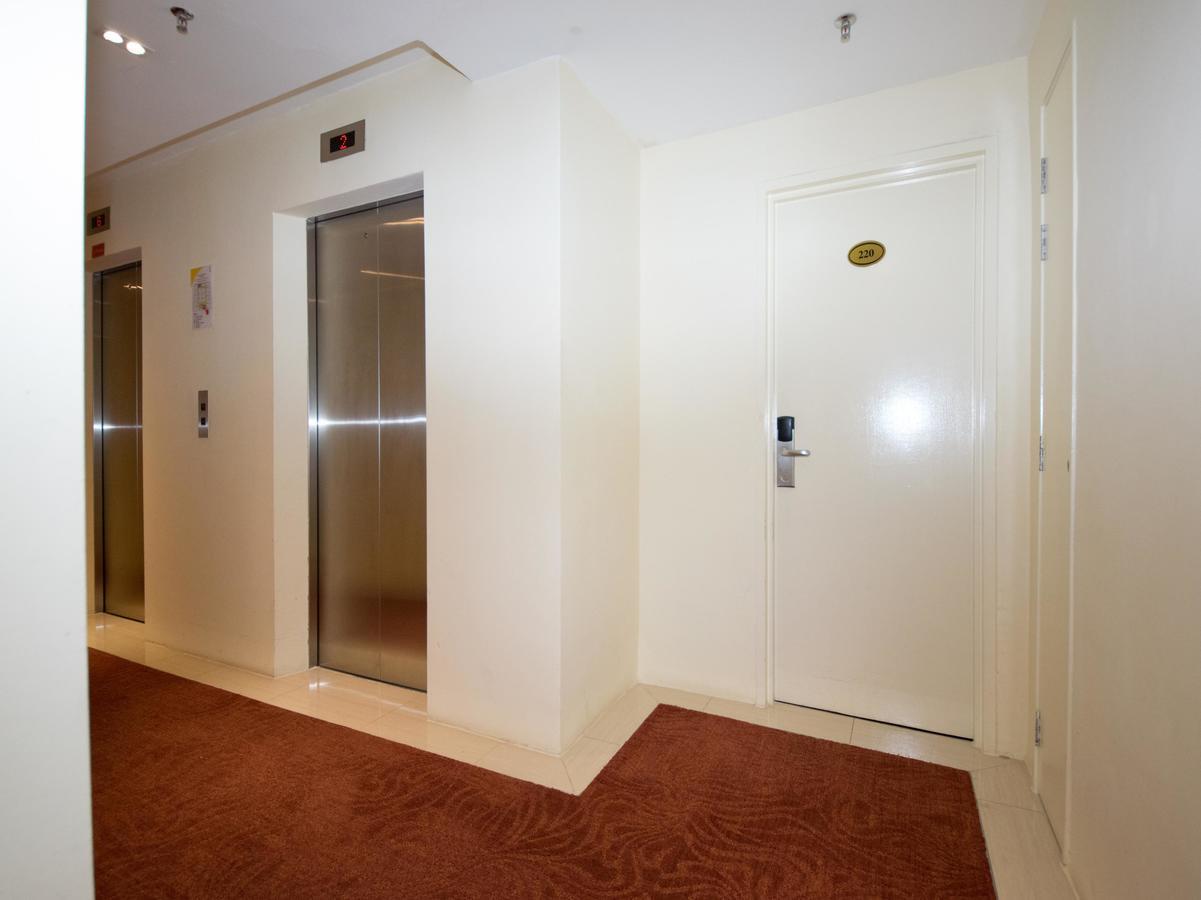 Oyo 114 Sandpiper Hotel Kuala Lumpur Exterior photo